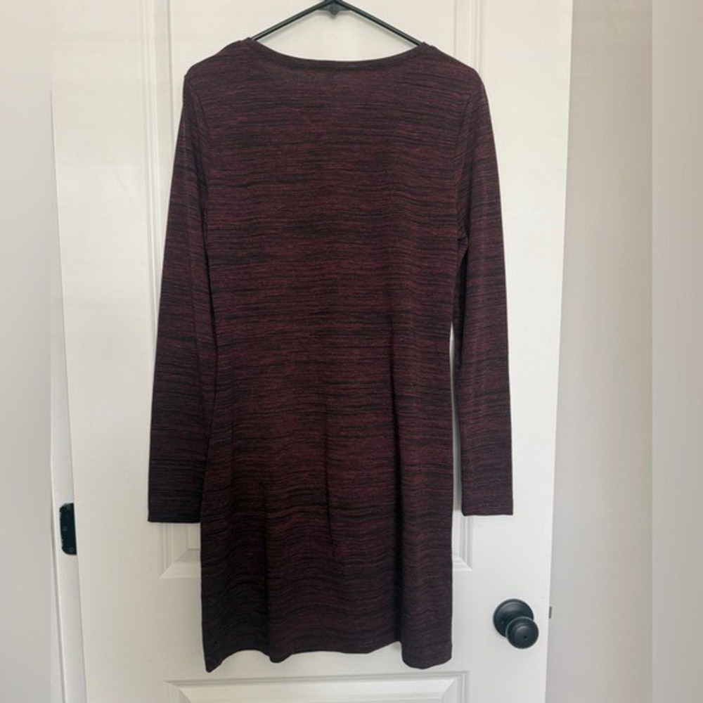 Fabletics Burgundy Black Marled Twist Front Long‎ Sleeve Dress Size L - Picture 4 of 8
